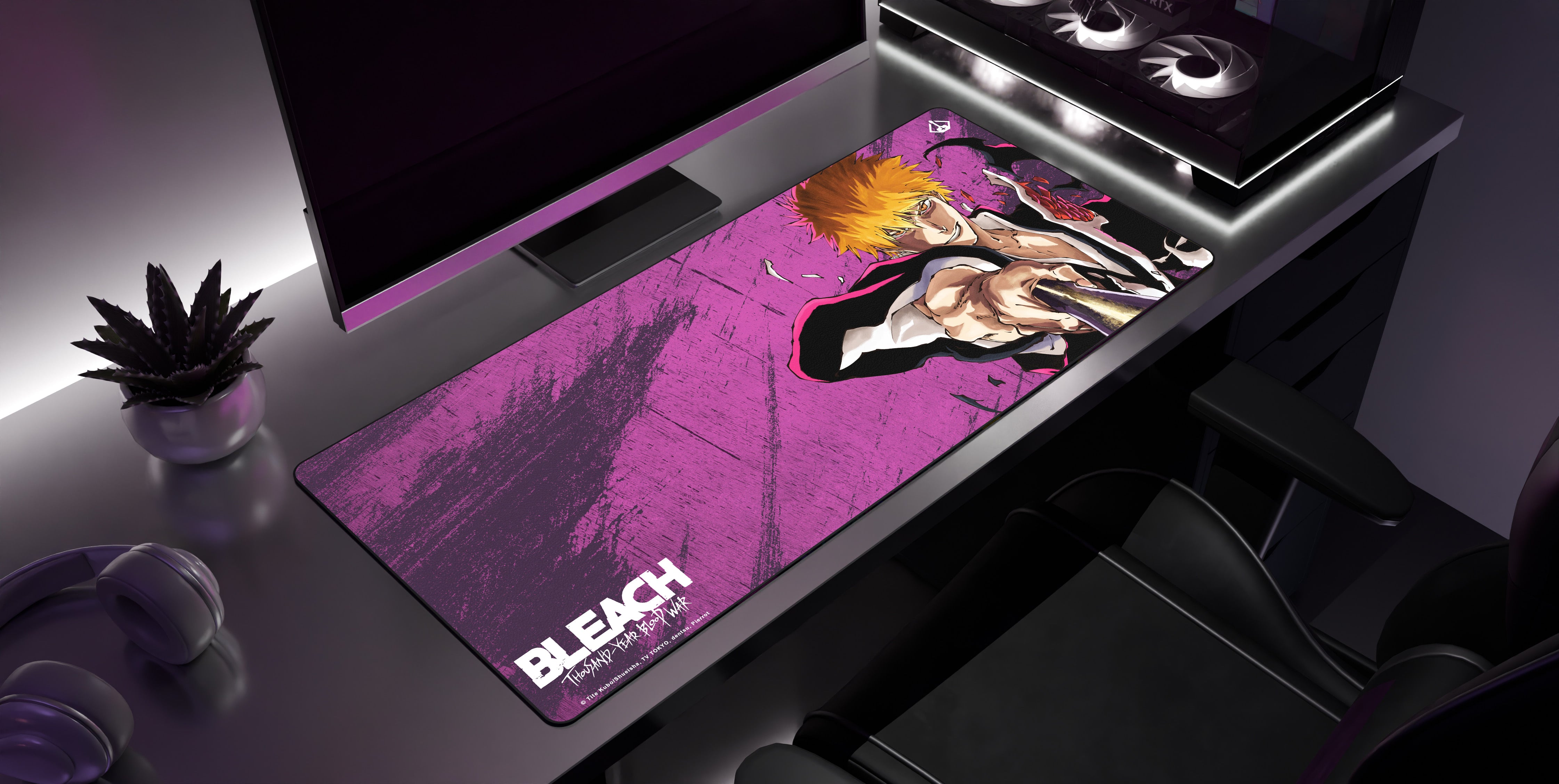 Ichigo - Bleach: Thousand-Year Blood War Desk Mat side view
