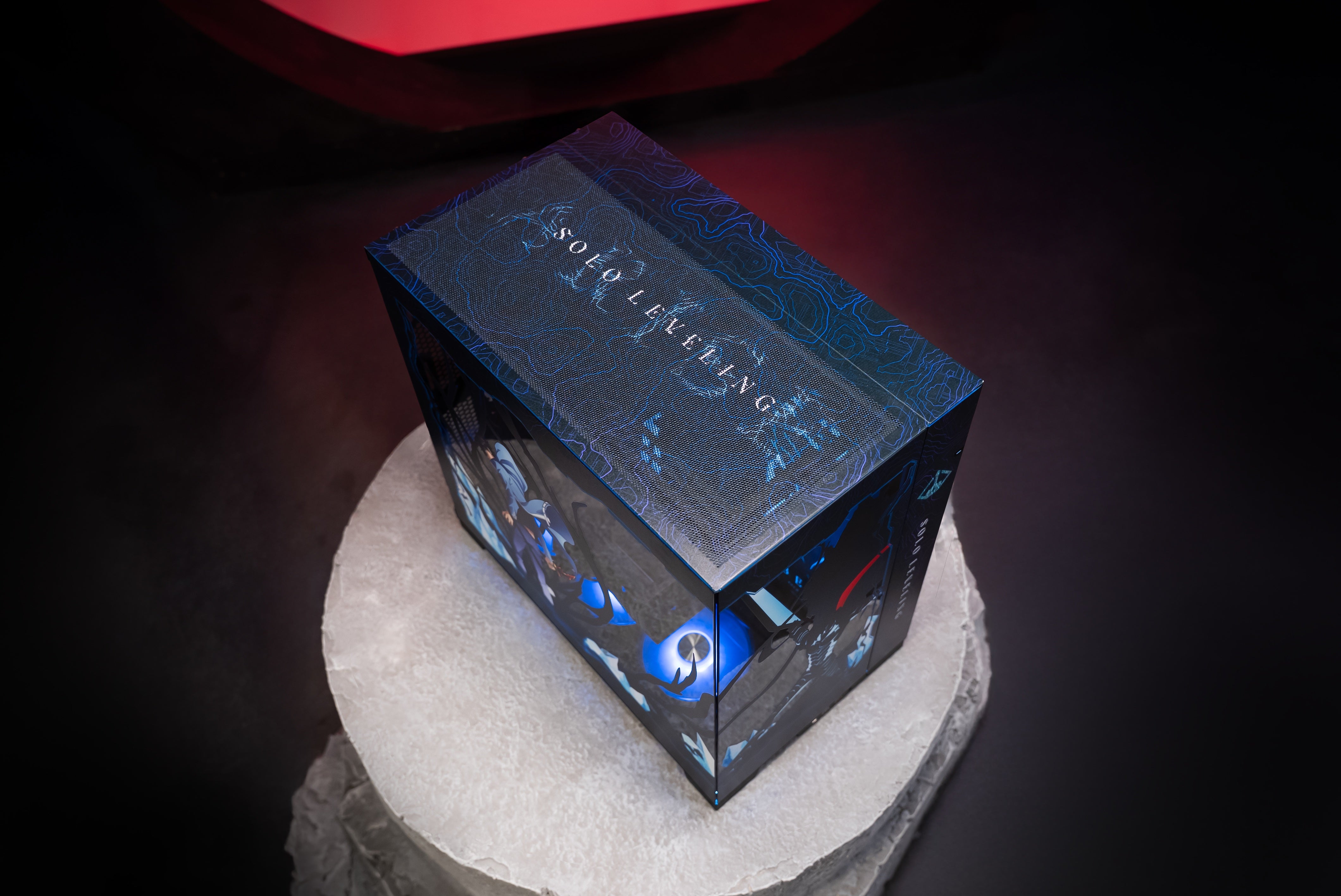 Open Box/Refurb - Solo Leveling PC - Pro - 9070 XT front view