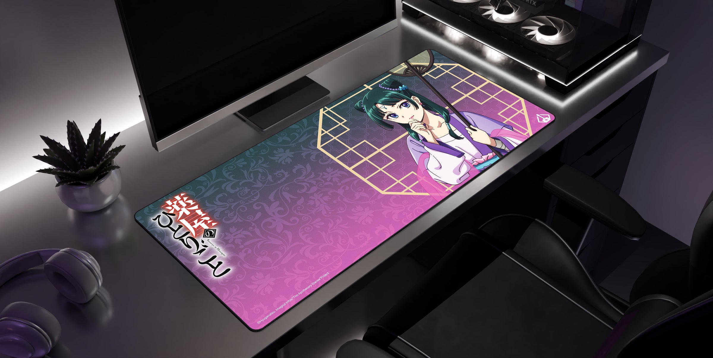 MaoMao - The Apothecary Diaries Desk Mat side view
