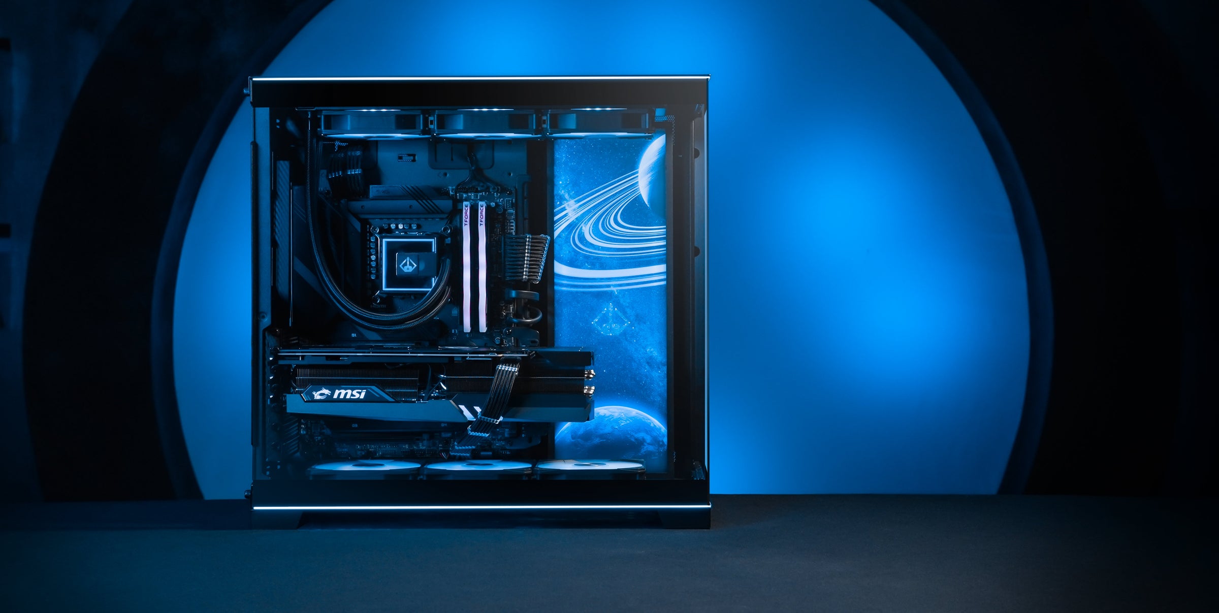 Voyager III side view